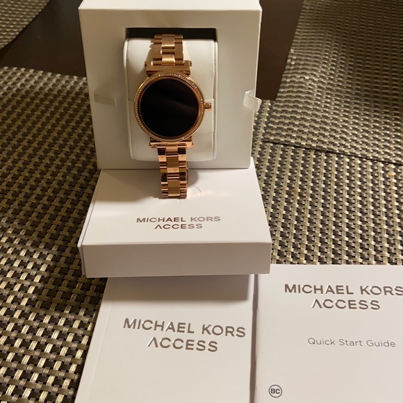 Michael Kors Access Gen 5e Darci 